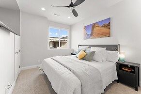 Oasis Retreat 5 Bedroom Townhouse