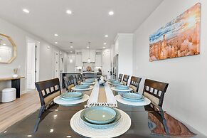 Oasis Retreat 5 Bedroom Townhouse