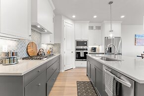 Oasis Retreat 5 Bedroom Townhouse