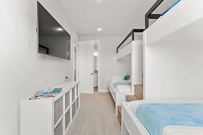 Oasis Retreat 5 Bedroom Townhouse