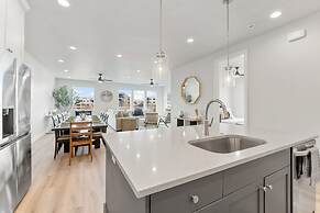 Oasis Retreat 5 Bedroom Townhouse