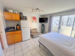 Ocean View Kuhio Village Studio Apts