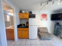 Ocean View Kuhio Village Studio Apts