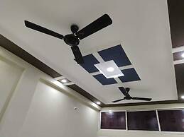 Shree Ayodhya Guest House