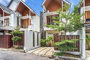 Calisee Villa by Kozystay - Denpasar
