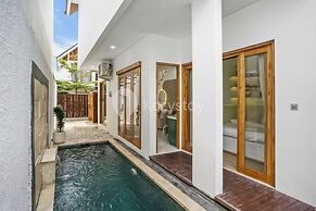 Calisee Villa by Kozystay - Denpasar