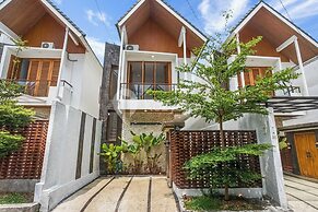 Calisee Villa by Kozystay - Denpasar