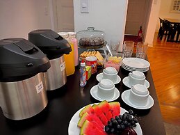 Urban Nomad Hostel & Food