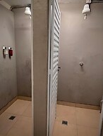 Urban Nomad Hostel & Food