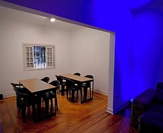 Urban Nomad Hostel & Food