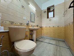 White House By The Ganges