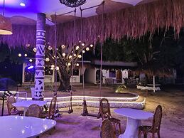 Manawari Beach Resort