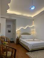 Manawari Beach Resort