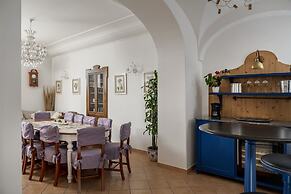 Estate4home - Villa Degli Dei