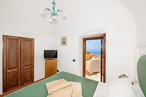 Estate4home - Chiesa Nuova