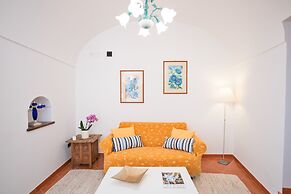 Estate4home - Chiesa Nuova