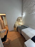 airbhouse private rooms & apartments