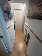 airbhouse private rooms & apartments