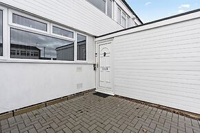 8guests-3br-parking-familyfriendly-nearairport