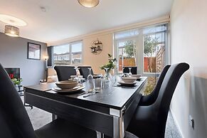 8guests-3br-parking-familyfriendly-nearairport