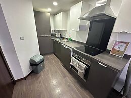 1br-sleeps4-parking-closetocentre