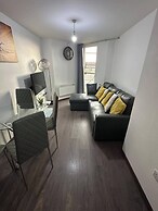 1br-sleeps4-parking-closetocentre