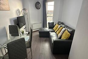 1br-sleeps4-parking-closetocentre