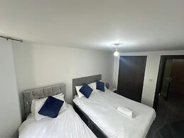 1br-sleeps4-parking-closetocentre