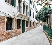 Palazzo Venere Apartments