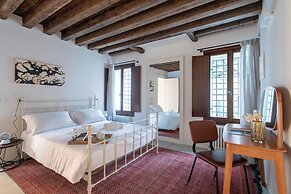 Palazzo Venere Apartments