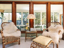 6 Person Holiday Home in Vaeggerlose