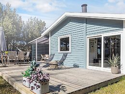 6 Person Holiday Home in Vaeggerlose