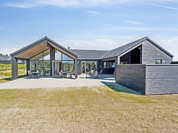 5 Star Holiday Home in Sydals