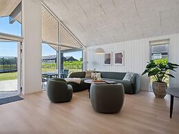 5 Star Holiday Home in Sydals