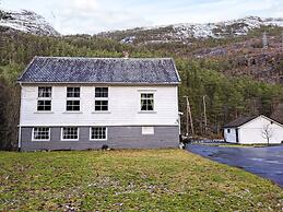 13 Person Holiday Home in Songesand