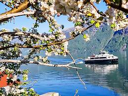 13 Person Holiday Home in Songesand