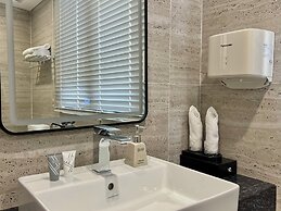 22Land Legend Residence