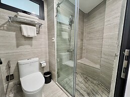 22Land Legend Residence