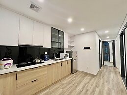 22Land Legend Residence