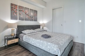 The Harbour Suites & Towers Financial District