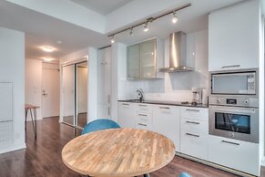 The Harbour Suites & Towers Financial District