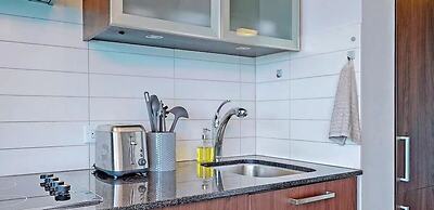 The Harbour Suites & Towers Financial District