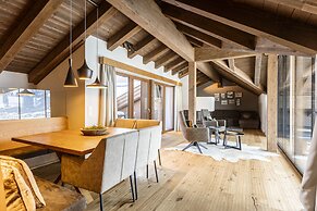 Welcoming Chalet With Balcony