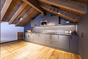 Welcoming Chalet With Balcony