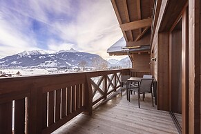 Welcoming Chalet With Balcony