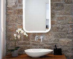 Villa Yasemin on the Rock