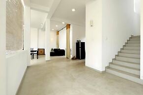 Room in Guest Room - Serene Oasis in Galle - Tranquil Retreat With Bre