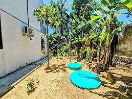 Room in Guest Room - Serene Oasis in Galle - Tranquil Retreat With Bre