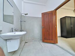 Room in Guest Room - Serene Oasis in Galle - Tranquil Retreat With Bre