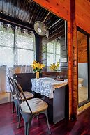 Janet & Johns Beach Resort Since 1989